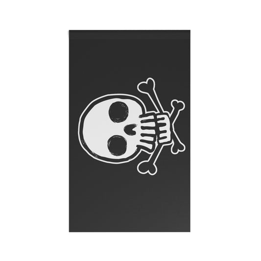 Skull & Bones Fade Resistant House Flag | 100% Polyester | Weatherproof